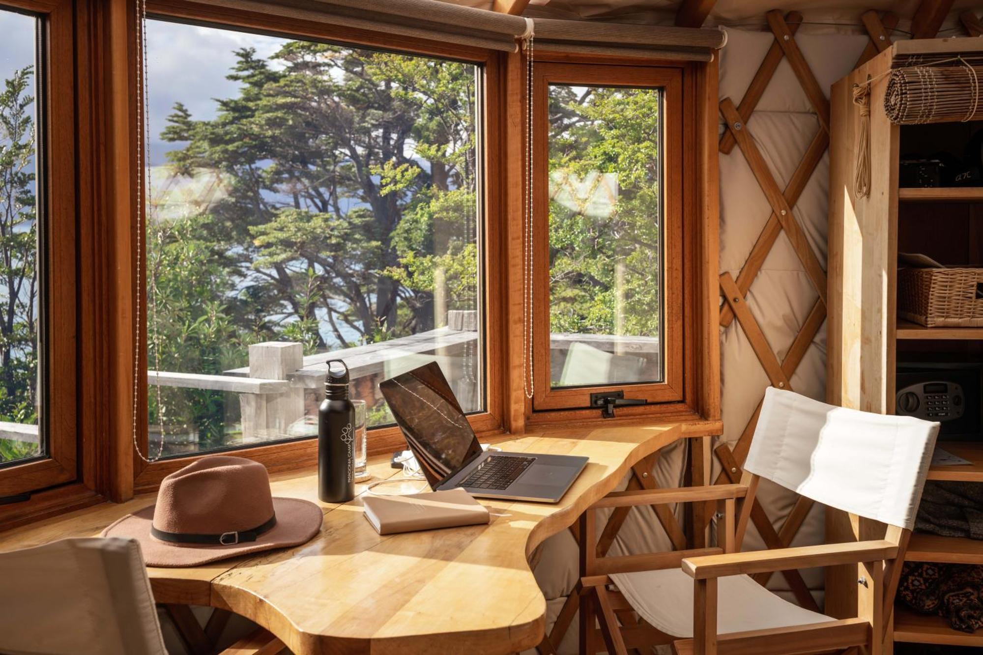 Patagonia Camp 호텔 토레스 델 파이네 외부 사진